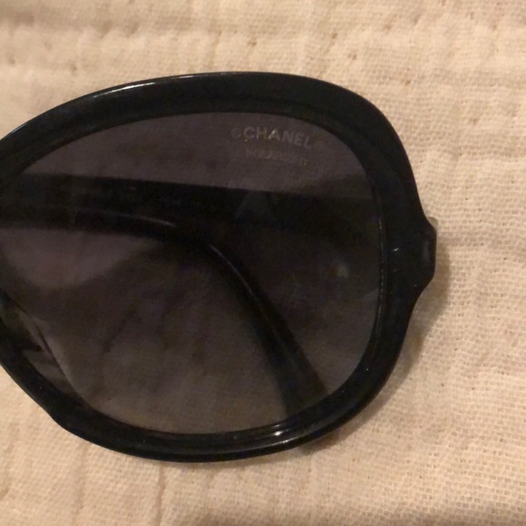Chanel Sunglasses - Picture 4 of 8